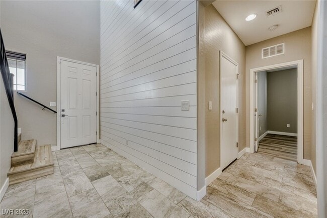 Photo - 9061 Field Maple St