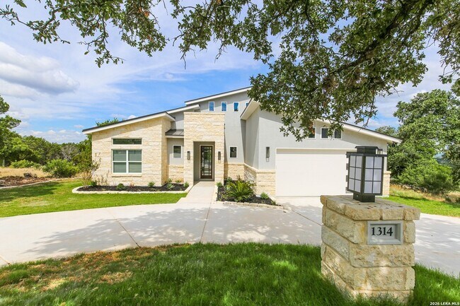 Photo - 1314 Clayton Nolen Dr