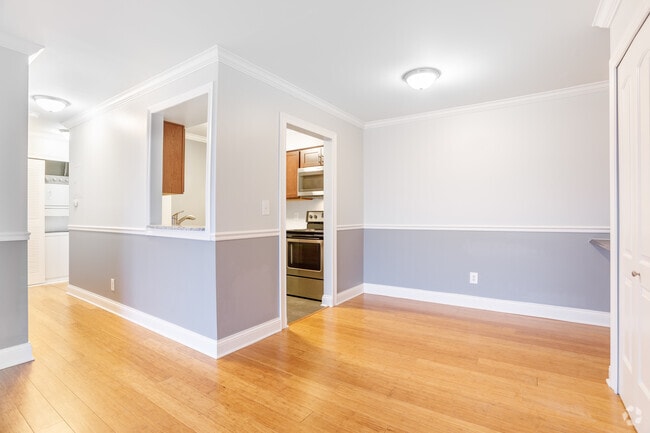 1 BR, 1 BA - 720 SF, Luxury - Flo-Mar Terraces