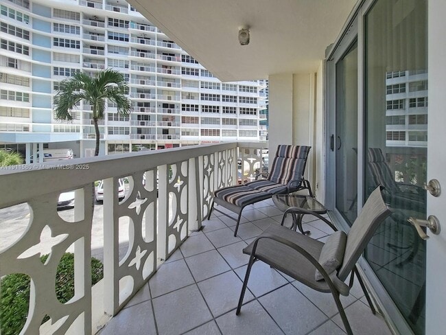 Photo - 1825 S Ocean Dr Unit 206