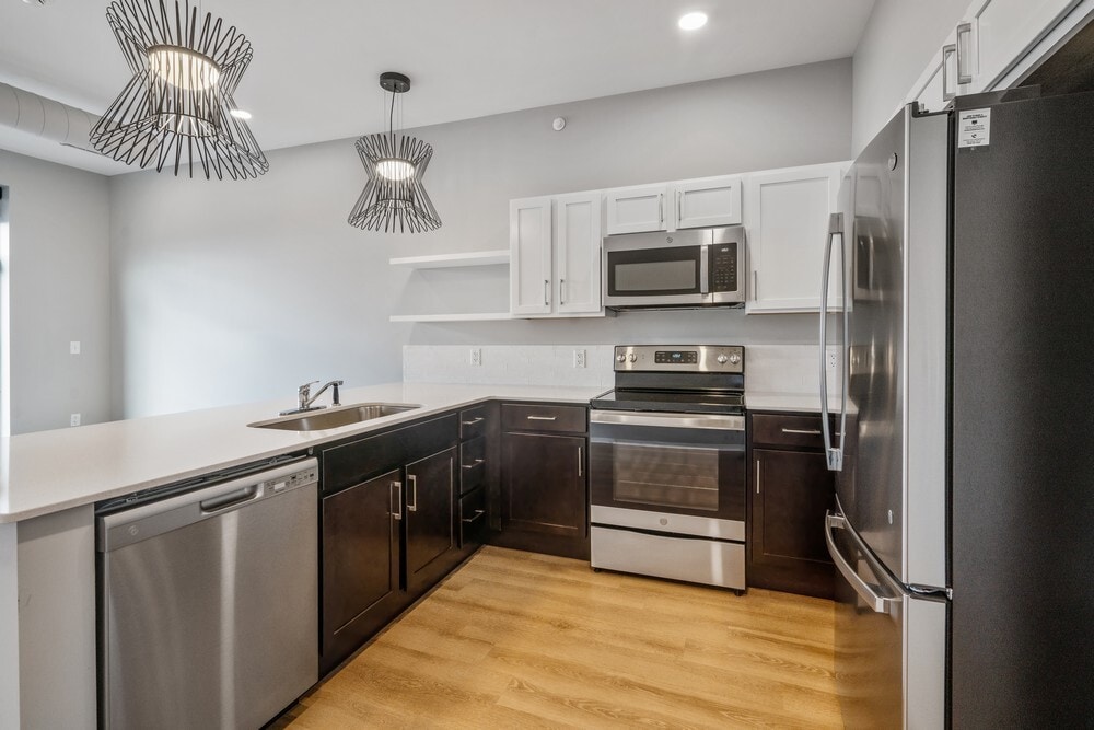 1 Bedroom Model A7 Kitchen - A7 - 1 Bed / 1 Bath