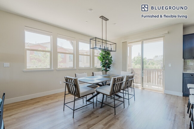 Photo - 922 Magnolia Ter