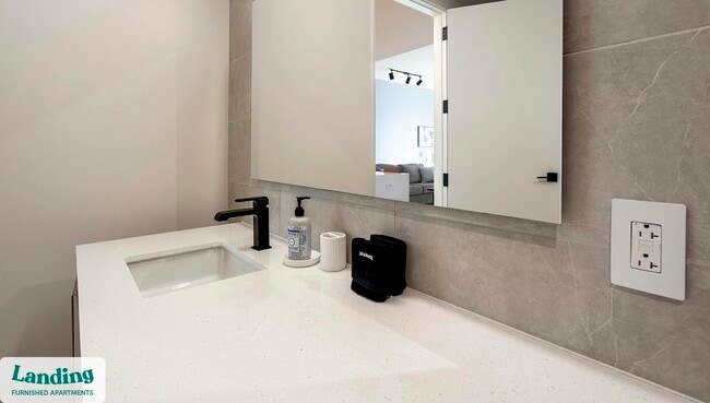 Photo - 143 E Commerce St Unit 804.1411781