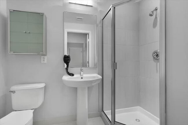 Photo - 1456 H St NW Unit SI ID1057060P