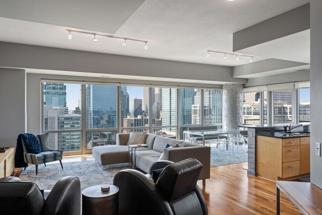 Building Photo - 929 Portland Ave