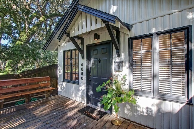 Photo - 4050 McGirts Blvd