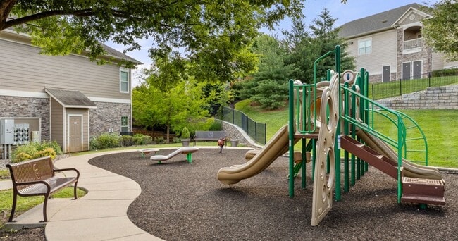Photo - Claiborne Crossing Apartments