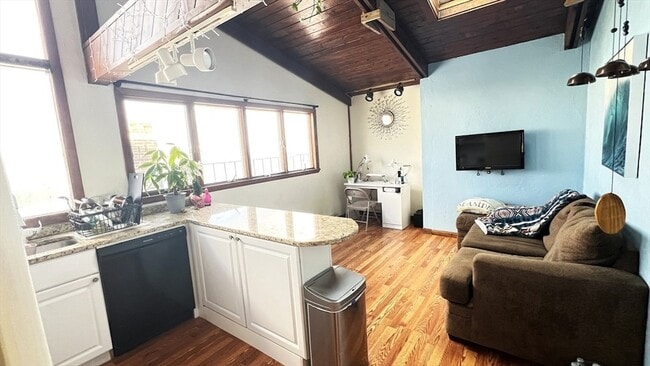 Photo - 658 Revere Beach Blvd Unit 3