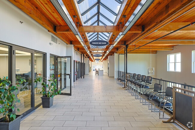 Shops & Amenity Space - 27-37 Water St