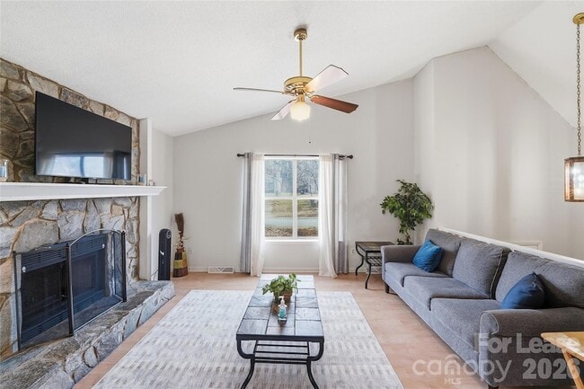 Photo - 6530 Thamesmead Ln