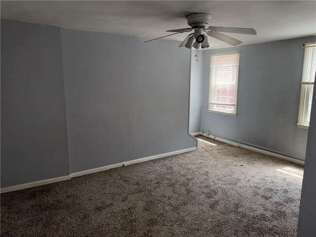 Photo - 126 S 11th St