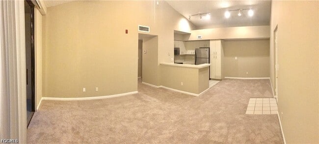 Building Photo - 13555 Eagle Ridge Dr Unit 936