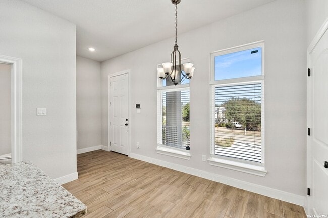 Photo - 229 High Dr