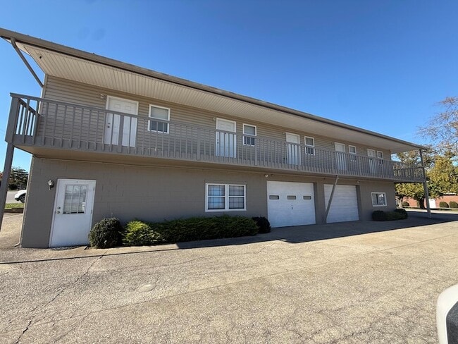 Photo - 419 Gibson Ln Unit 4