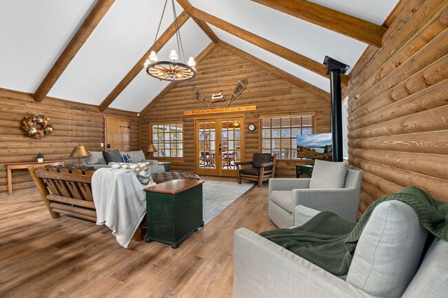 Photo - 19412 Pinecrest Ln Unit ID1359771P