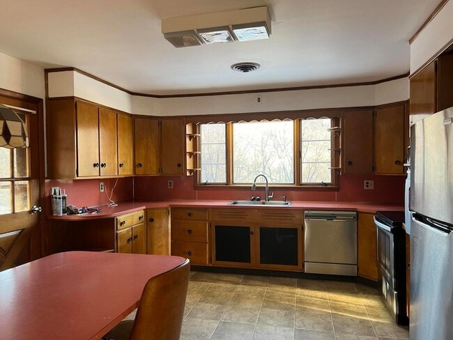 Photo - 706 E Catawissa St