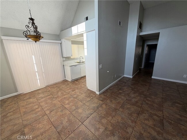 Photo - 14605 Woodland Dr