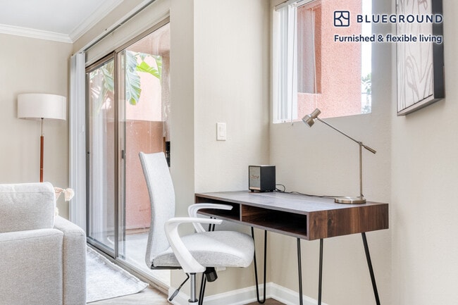 Photo - 20540 Ventura Blvd Unit FL1-ID683