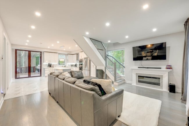 Photo - 2135 Rosemont Dr Unit SI ID1490155P