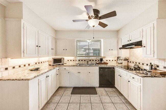 Photo - 2602 Briarbrook Dr