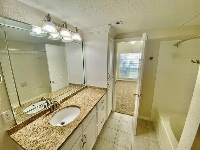 Photo - 1919 Post Oak Park Dr Unit 1114
