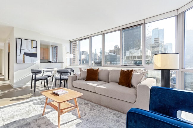 Photo - 561 10th Ave Unit FL21-ID2084