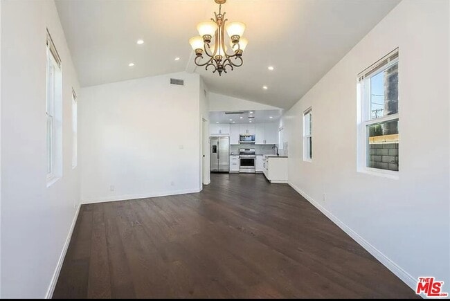 Photo - 6147 Will Rogers St