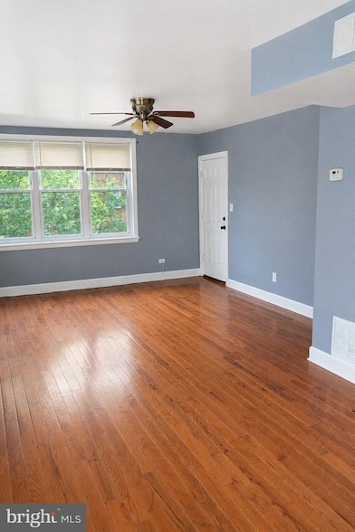 Photo - 101 Galveston Pl SW Unit 4