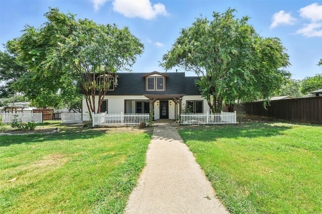 Photo - 1323 Dublin St