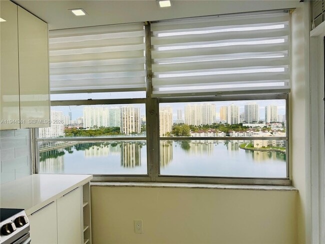 Photo - 18041 Biscayne Blvd Unit 1605