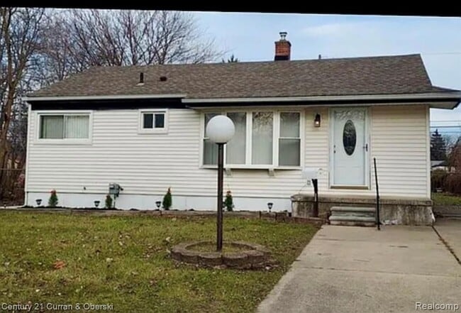 Building Photo - 32200 Fairchild St