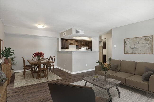 Living / Dining Area - Candlewood