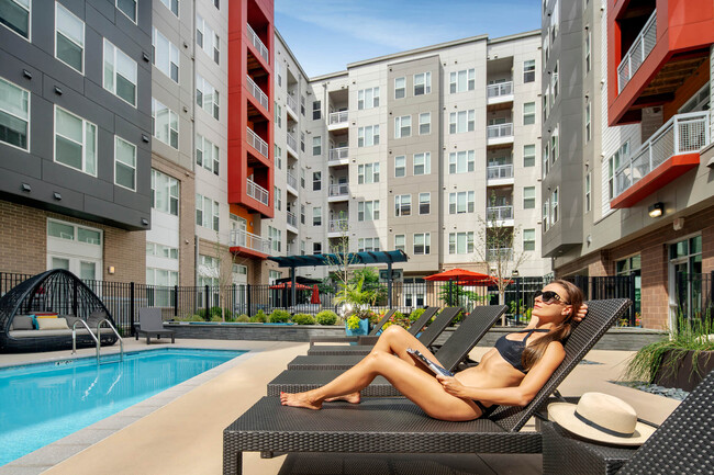 Photo - Station on Silver