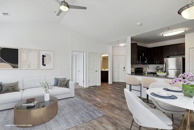 Photo - Windsor Commons Apartments