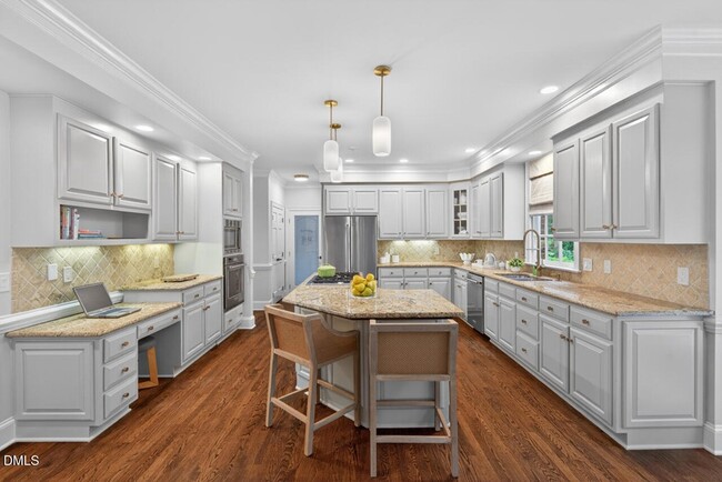Photo - 1202 Summerville Ln