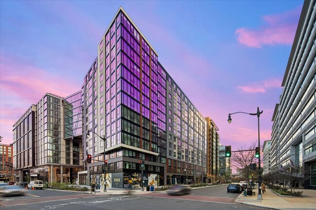 Photo - 1051 First Street Northeast-SI ID1040183P Unit SI ID1040183P
