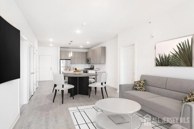 Building Photo - 175 Quincy Ct Unit B317