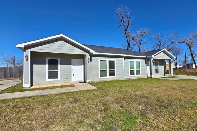 Photo - 2704 Sam Wilson St Unit ID1391353P