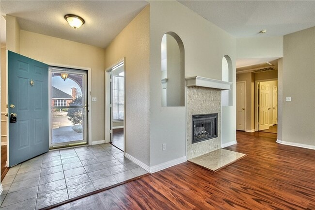 Photo - 4424 Maple Shade Ave