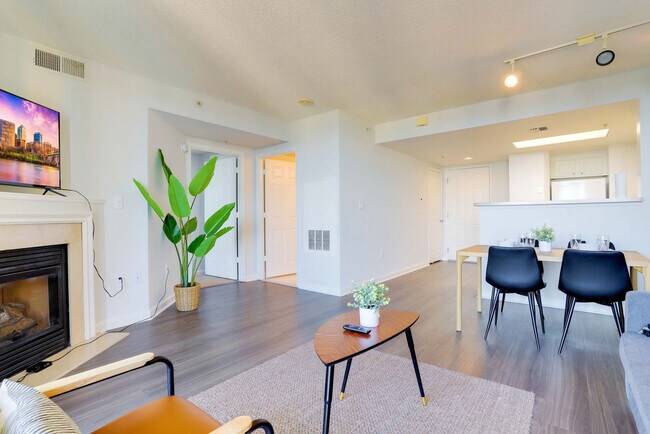 Photo - 901 N Pollard St Unit FL13-ID1022362P