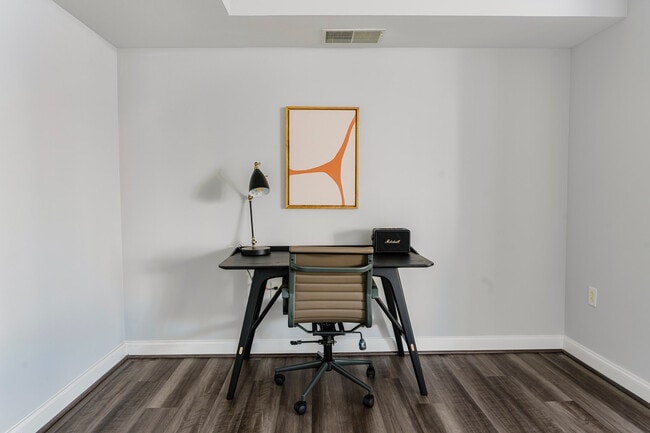 Photo - 4835 Cordell Ave Unit FL6-ID1222