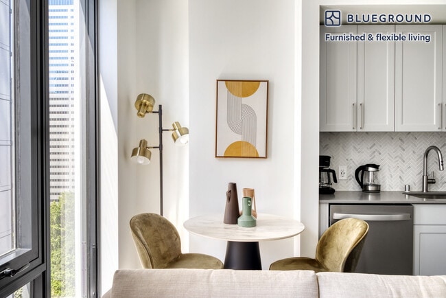 Photo - 704 Spring St Unit FL12-ID442