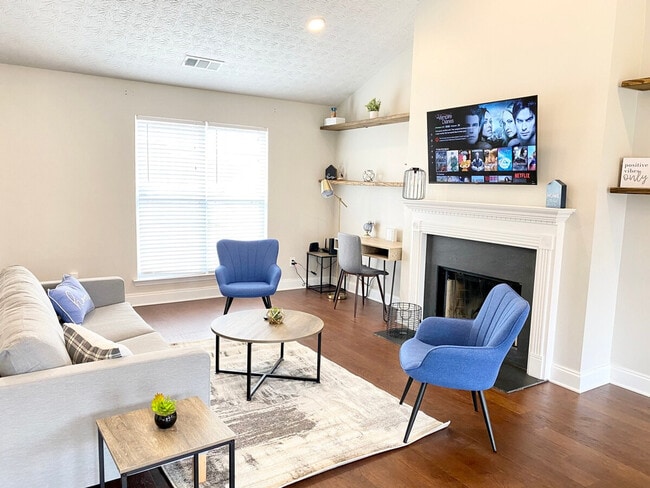 Building Photo - 4348 Todd Rd Unit ID1254395P