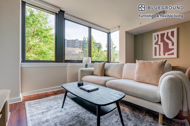 Building Photo - 1510 Clarendon Blvd Unit FL5-ID1147