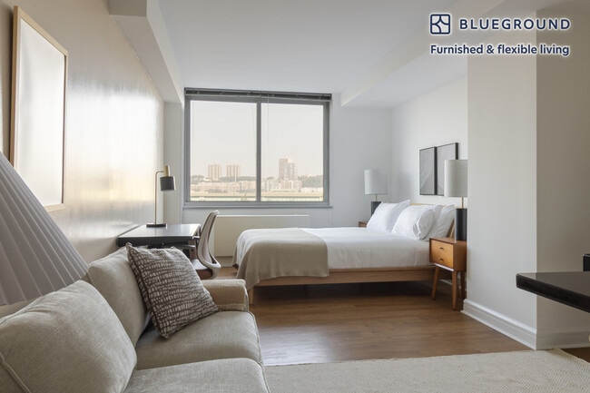 Building Photo - 140 Riverside Blvd Unit FL4-ID1883