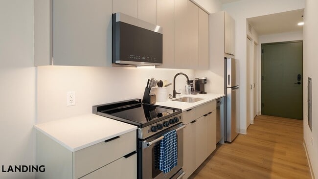 Photo - 1529 N Fremont St Unit 309