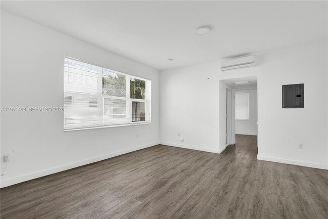 Photo - 402 NW 12th Ave Unit 202