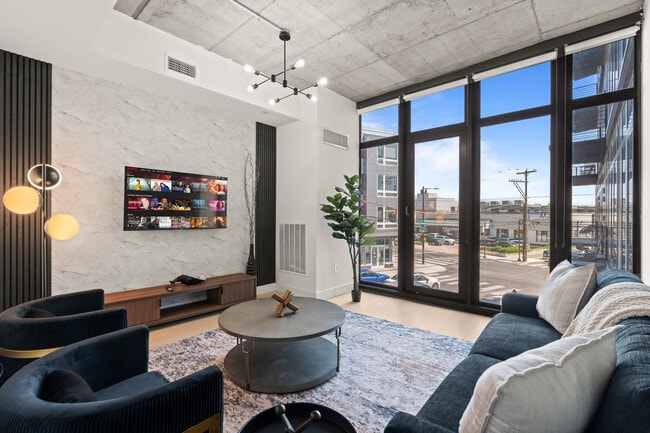 Building Photo - 1247 N 2nd St Unit SI ID1317861P