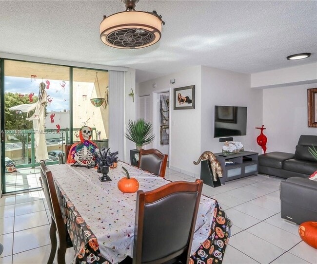 Photo - 2055 SW 122nd Ave Unit 306