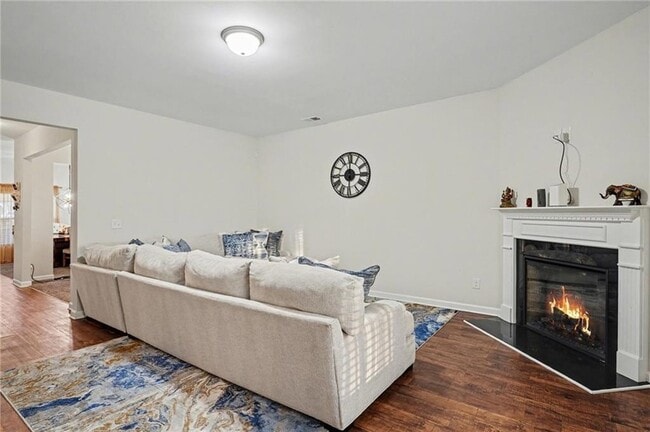 Photo - 1241 England Terrace